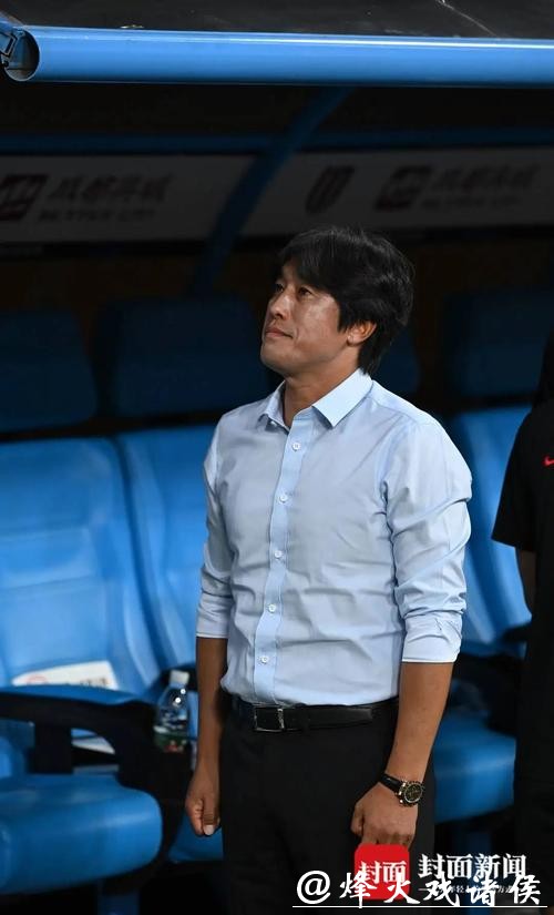 徐正源离任风波中,成都蓉城三大核心留队真相,俱乐部如何稳军心 徐正源离任风波中,成都蓉城三大核心留队真相,俱乐部如何稳军心